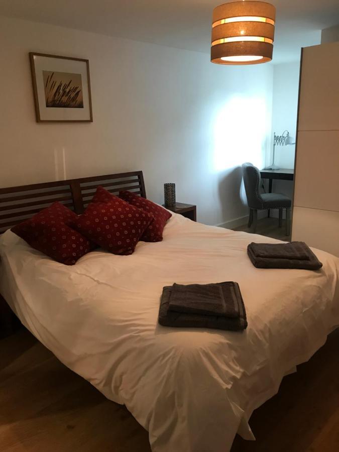 Modern Apartment With Stunning Views, Close To Amenities And St Ives Hayle Bagian luar foto