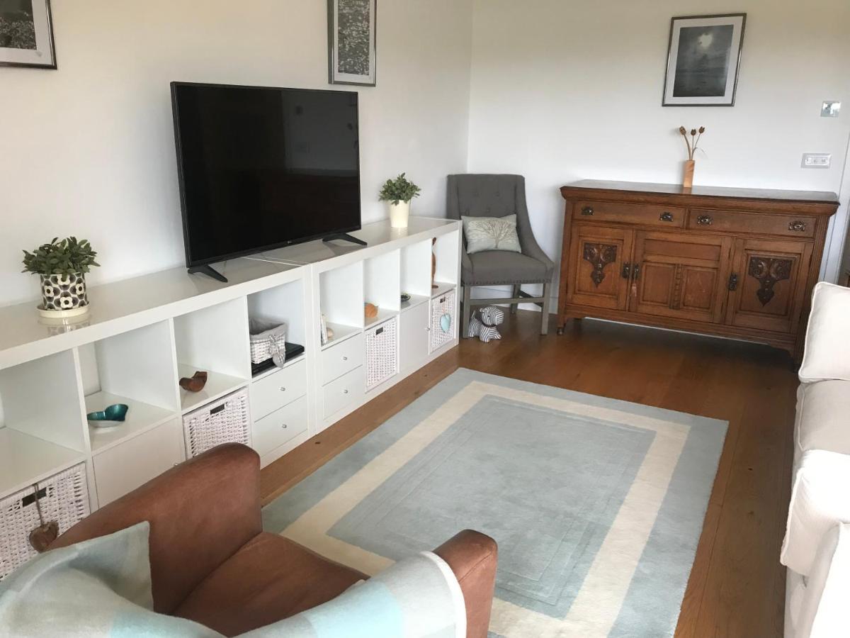 Modern Apartment With Stunning Views, Close To Amenities And St Ives Hayle Bagian luar foto